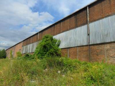 À vendre entrepôt de 5 100m² à Bully-les-Mines