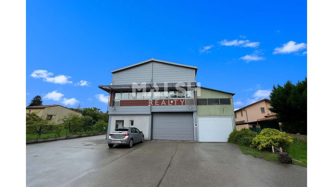 Local d'activités à vendre ou à louer à Givors