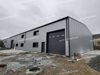 A vendre local d'activités 429m² Le Loroux