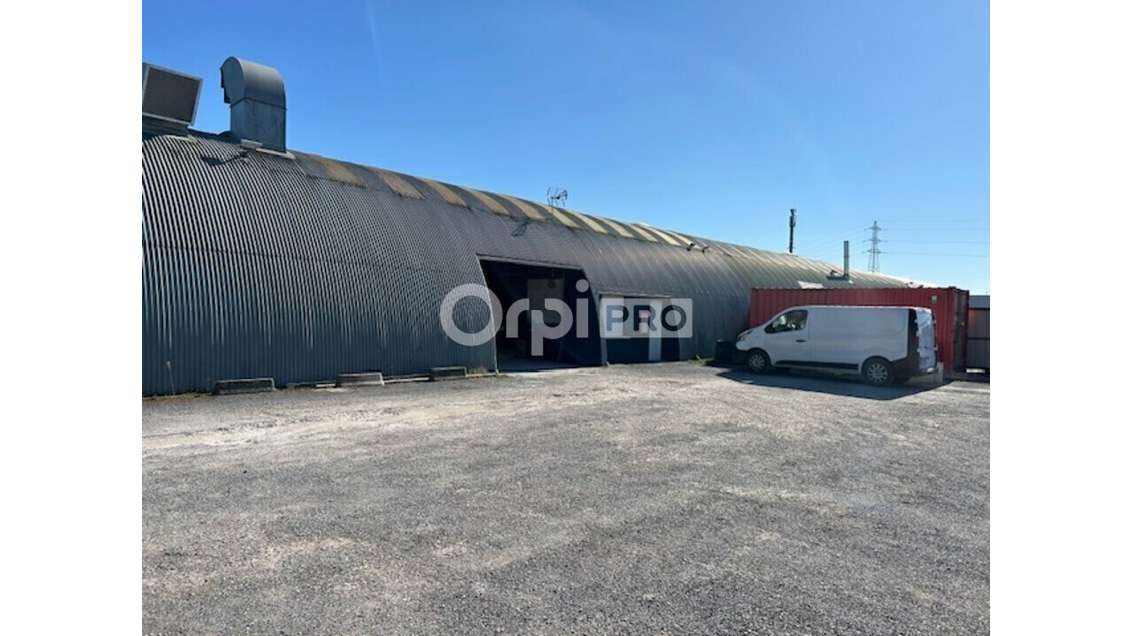 Entrepôt de 620m² à vendre en ZAC de Tinqueux