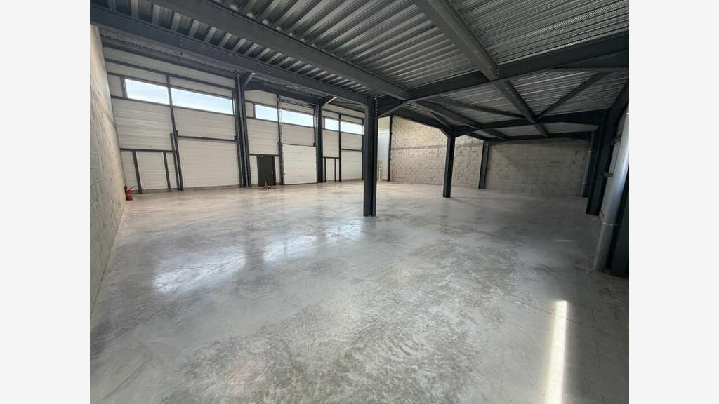 Locaux à la vente sur le secteur Valence Sud