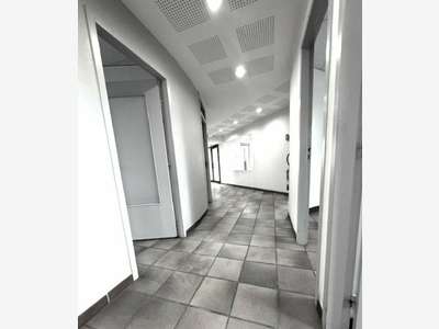 AV local prof. 182m² à Villefranche-sur-Saône