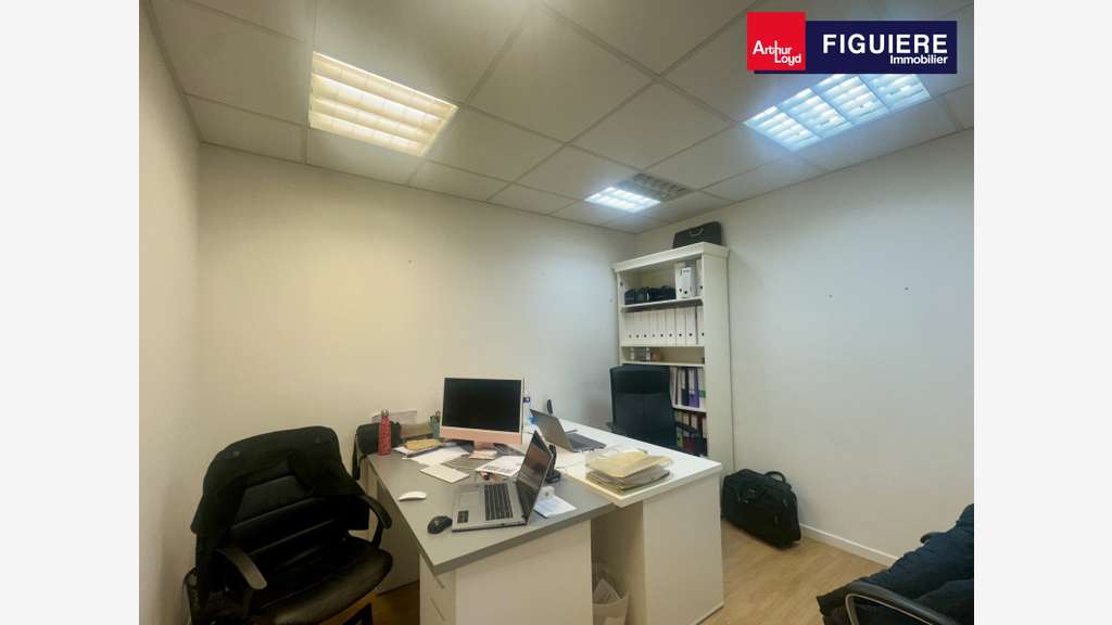 Locaux à vendre sur Saint-Cannat Parc de la Pile