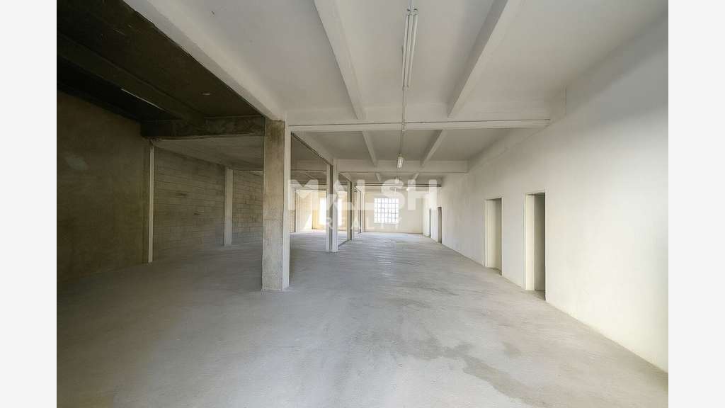 Locaux d'activités 754m² à vendre à Saint Fons
