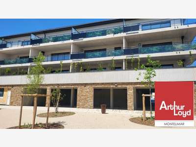 Local commercial neuf 145m² en RDC à vendre Allan