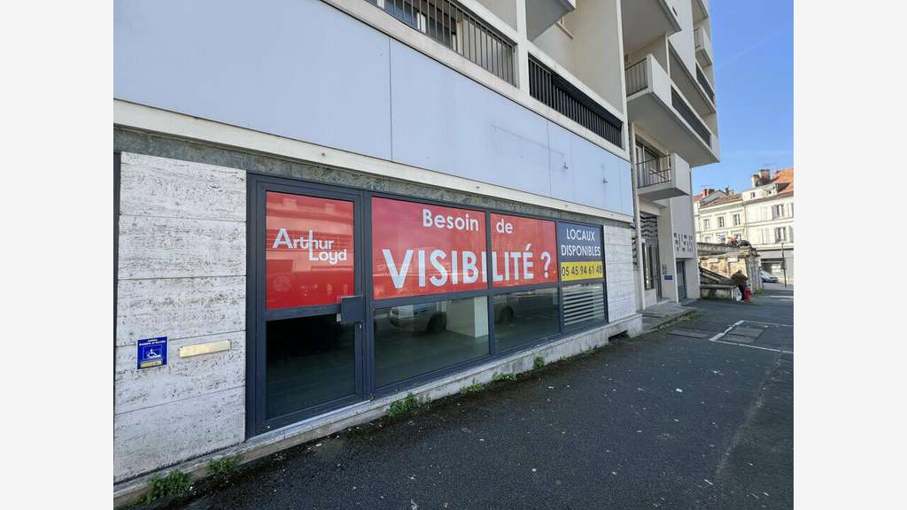 Vente local commercial de 135 m² Angoulême centre