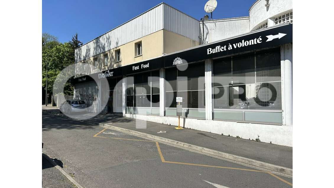 Vente local commercial 810m² à Beauvais