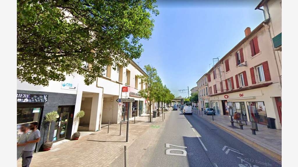 Location murs commerciaux 174m² Bourg-lès-Valence