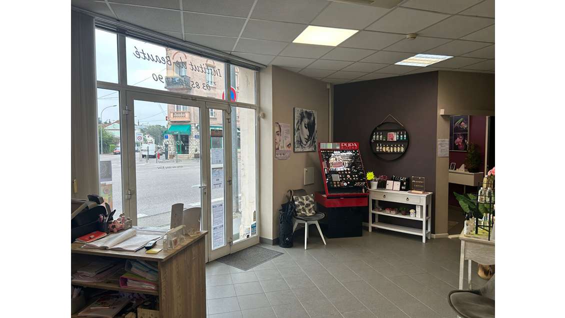 AV local commercial rénové 116m²  Chalon-sur-Saône