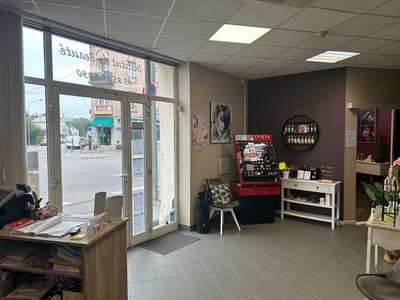 AV local commercial rénové 116m² Chalon-sur-Saône