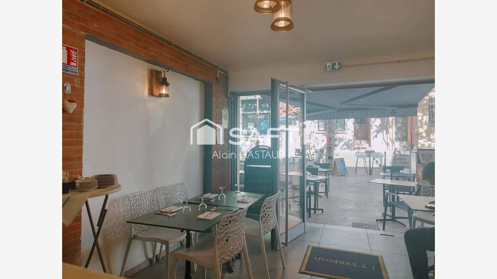 Vente murs restaurant à Fréjus avec son FDC