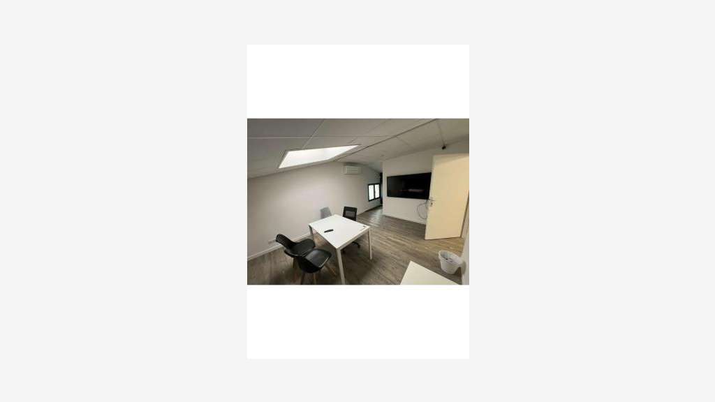 Vente bureau occupé aux Angles