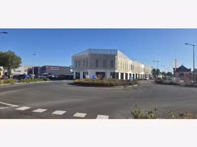 Local commercial 300m² à vendre Angers Sud Est