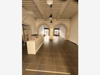 Vente très beau local à Lyon 6 prox. Quai Sarrail