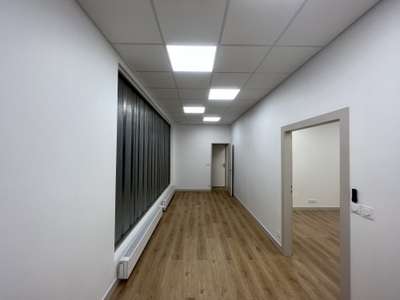 A vendre murs libres bureaux de 90m² à Paris 75015