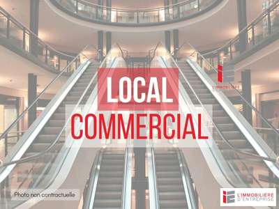 AV local commercial 1087m² à Pleurtuit 