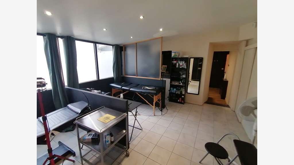 AV local commercial 75m² bel empl Quimper centre