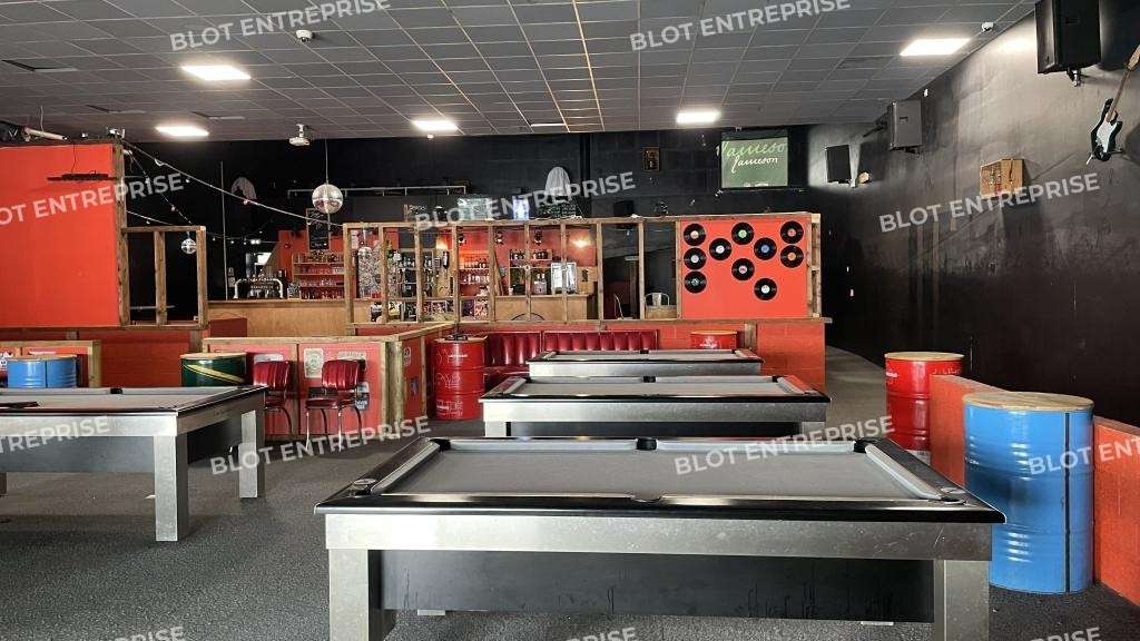À vendre local commercial 590m² Saint Nazaire