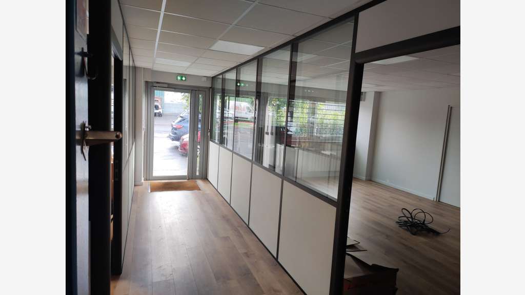 Locaux d'activités / bureaux loués