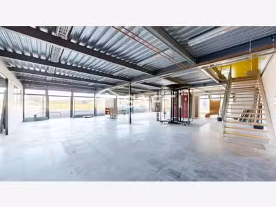 Locaux 1153m² en première ligne à Saint-Gaudens