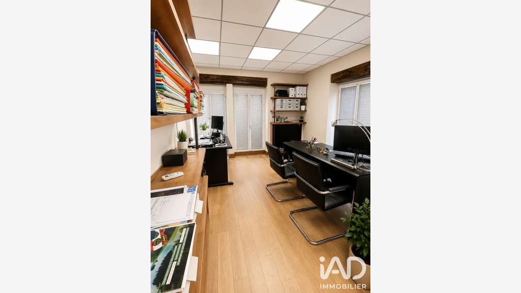 AV dab local de 68m² à Saint-Maur-des-Fossés