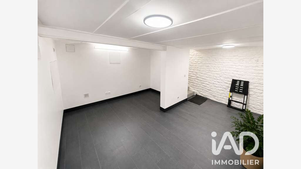 AV dab local de 68m² à Saint-Maur-des-Fossés