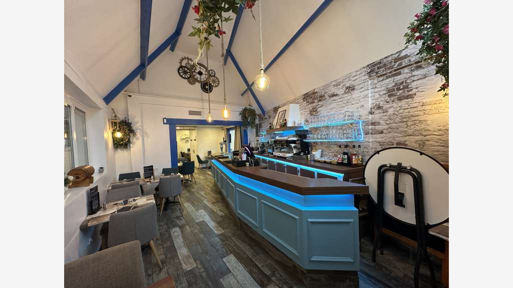Vente murs Bar - Restaurant. Belle rentabilité