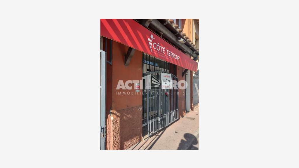 À vendre local commercial 140m² Perpignan