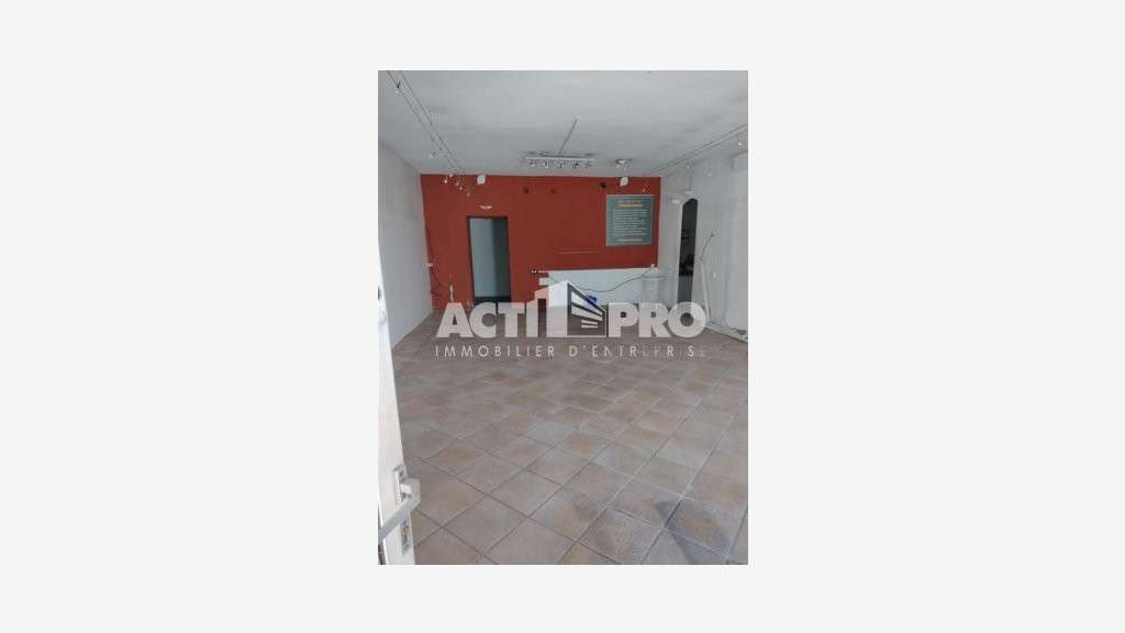 À vendre local commercial 140m² Perpignan