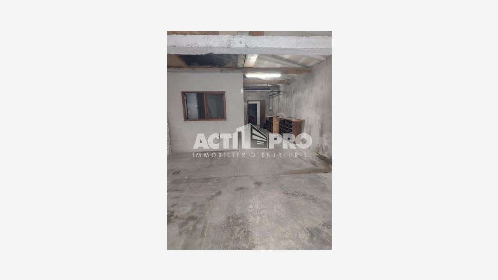À vendre local commercial 140m² Perpignan