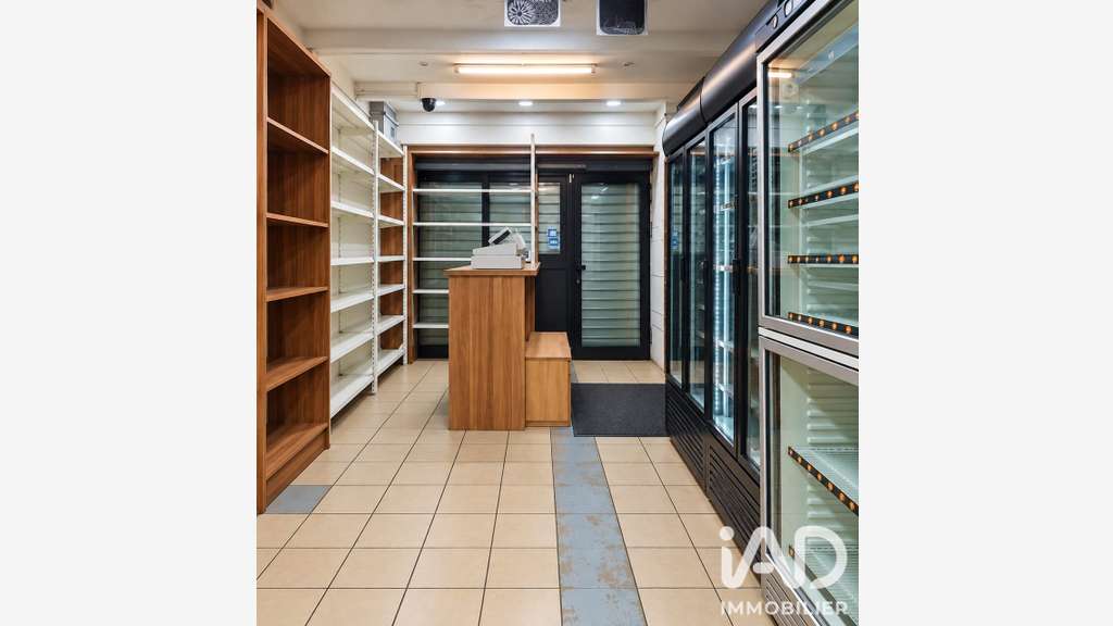 Vente local commercial avec vitrine à Alfortville