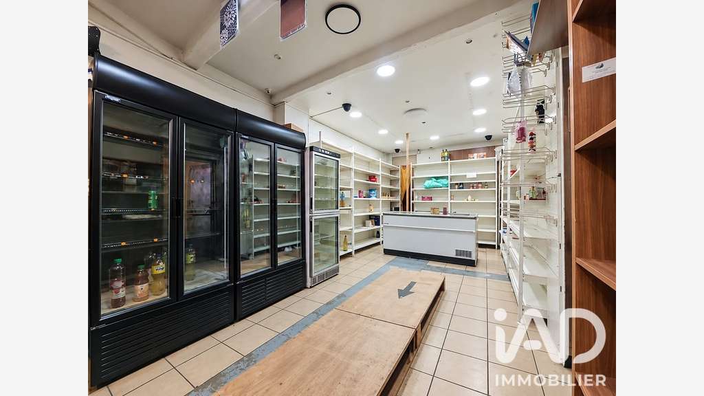 Vente local commercial avec vitrine à Alfortville