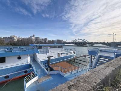 Murs péniche d'exception empl premium à Lyon 2e