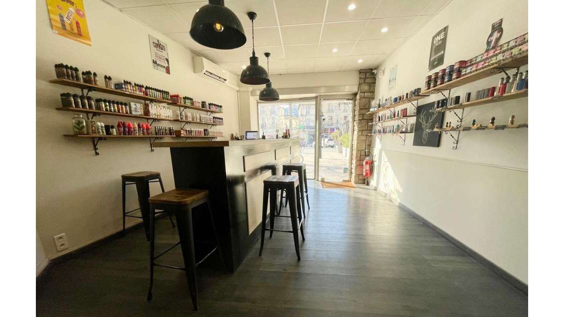 Vente murs commerciaux 80m² à Cavaillon centre