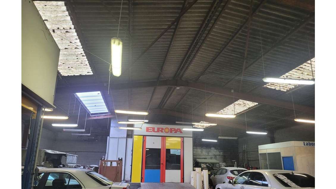 Vente garage et bureaux 700m² à Compiègne