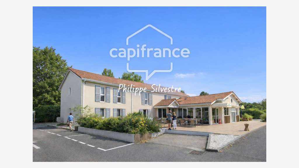 AV pour investisseurs murs commerciaux hôtel 31
