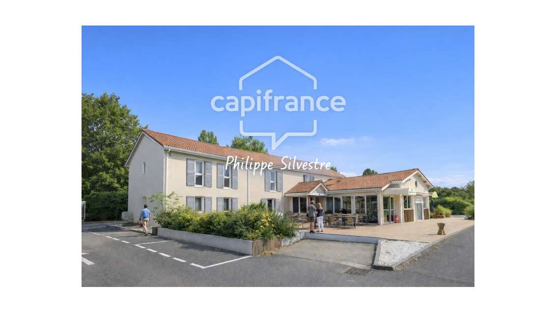 AV pour investisseurs murs commerciaux hôtel 31