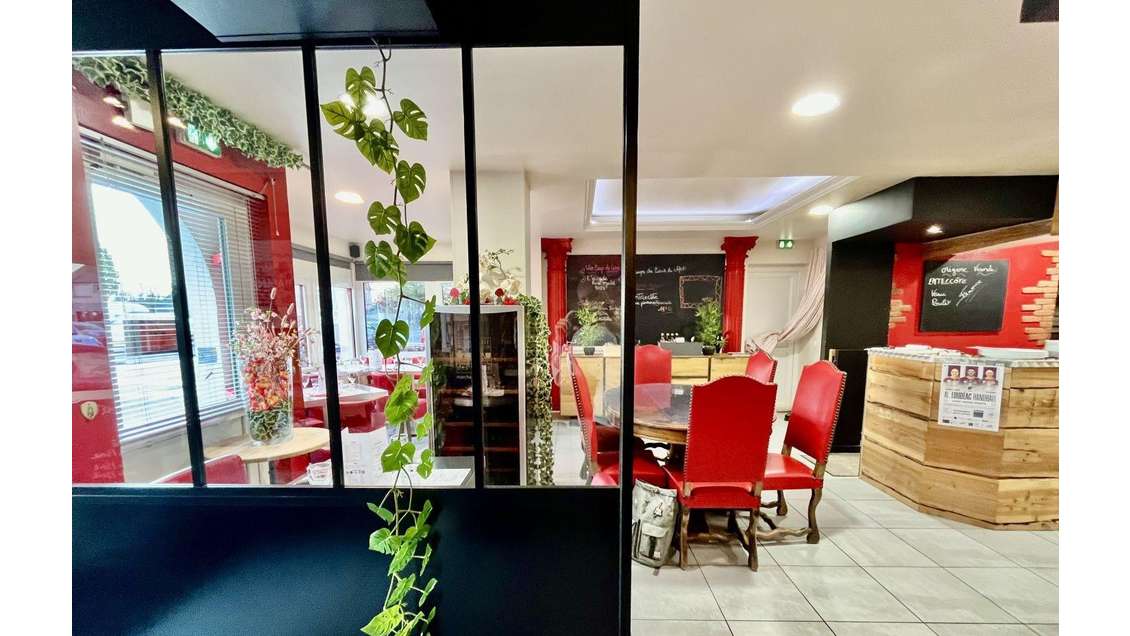 Vente murs commerciaux 270m² à Loudéac centre