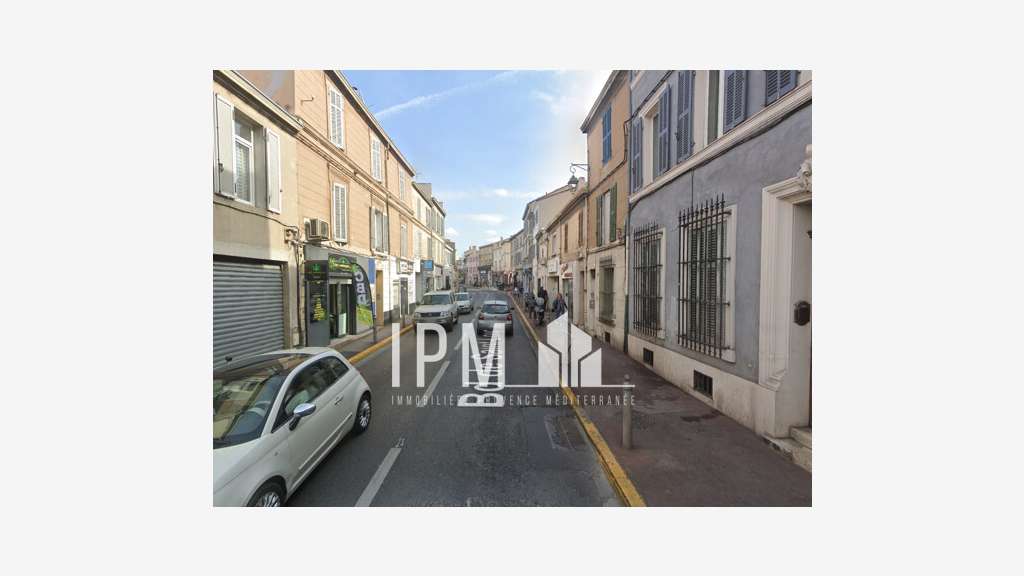 A vendre murs commerciaux loués 136m² Marseille 10