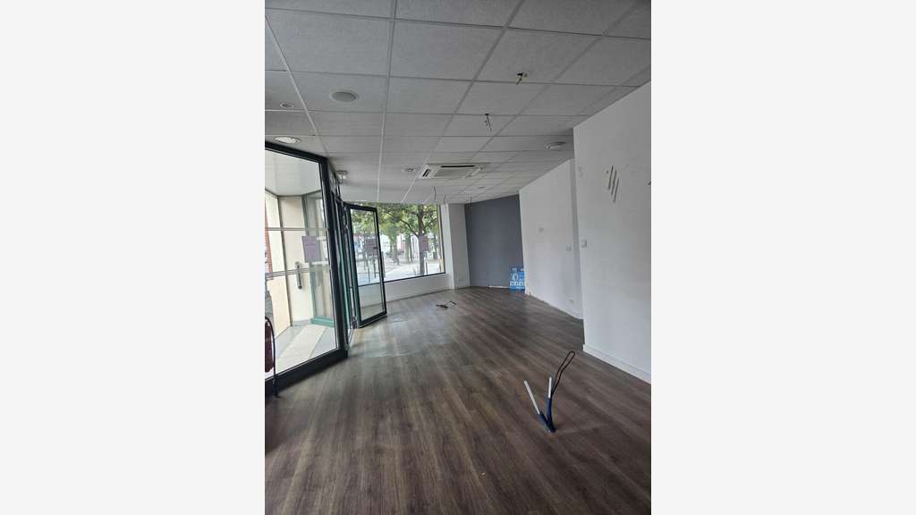 Investissez A vendre murs commerciaux à Nantes