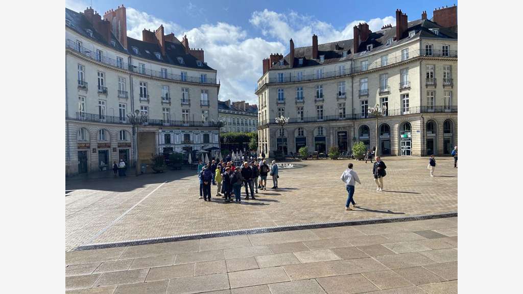 Vente murs commerciaux occupés à Nantes Graslin
