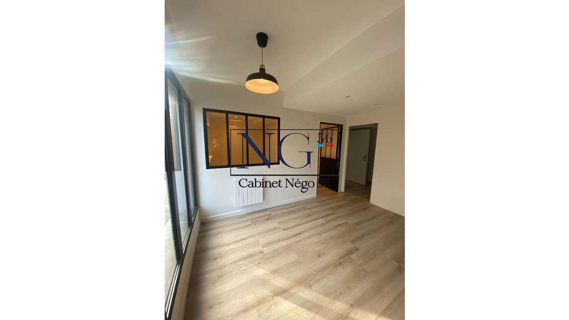 Vente bureaux de 79m² au centre de Plouharnel