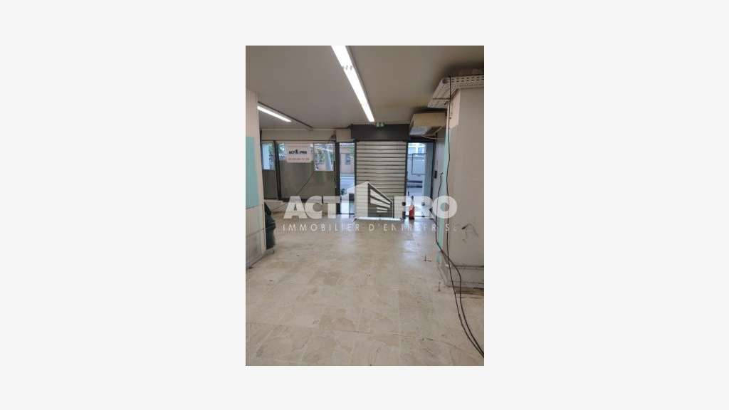 Vente local 200m² à Perpignan bd Anatole France