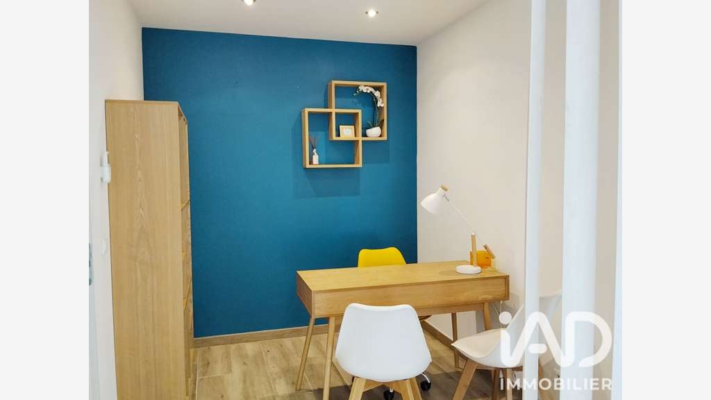Vente murs commerciaux à Saint-Étienne-du-Grès