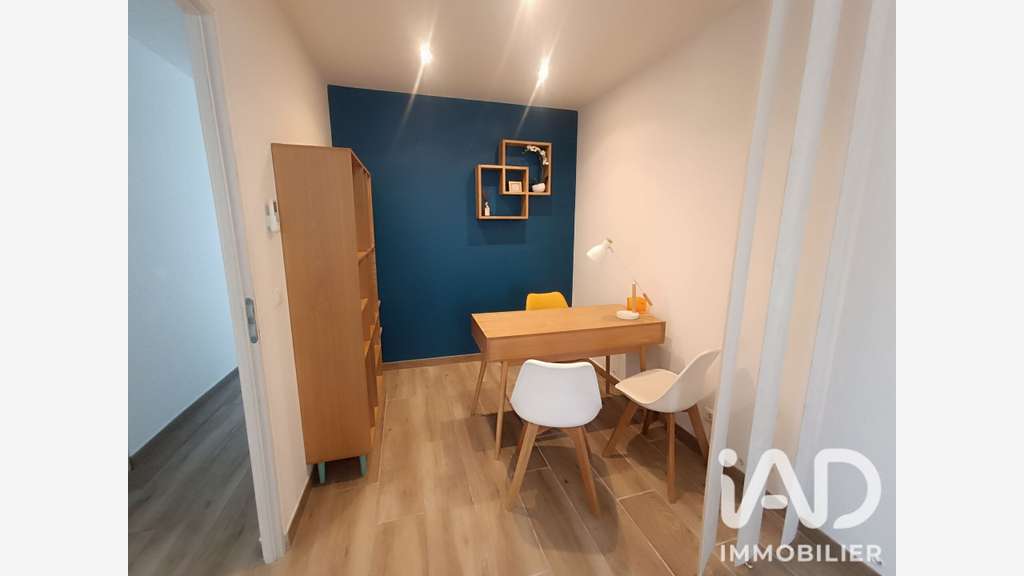 Vente murs commerciaux à Saint-Étienne-du-Grès