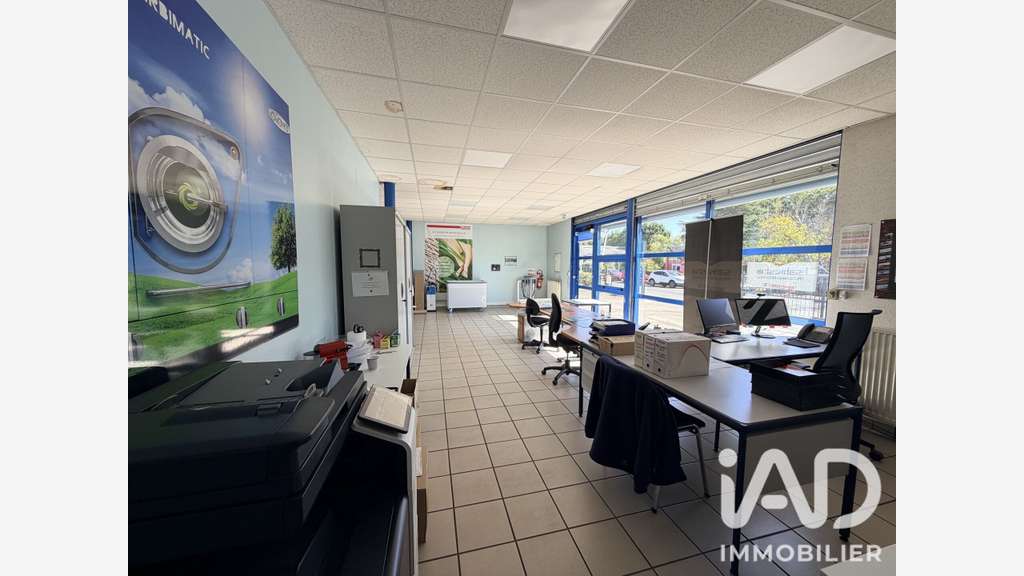 Vente local commercial 480m² Sainte-Luce-sur-Loire