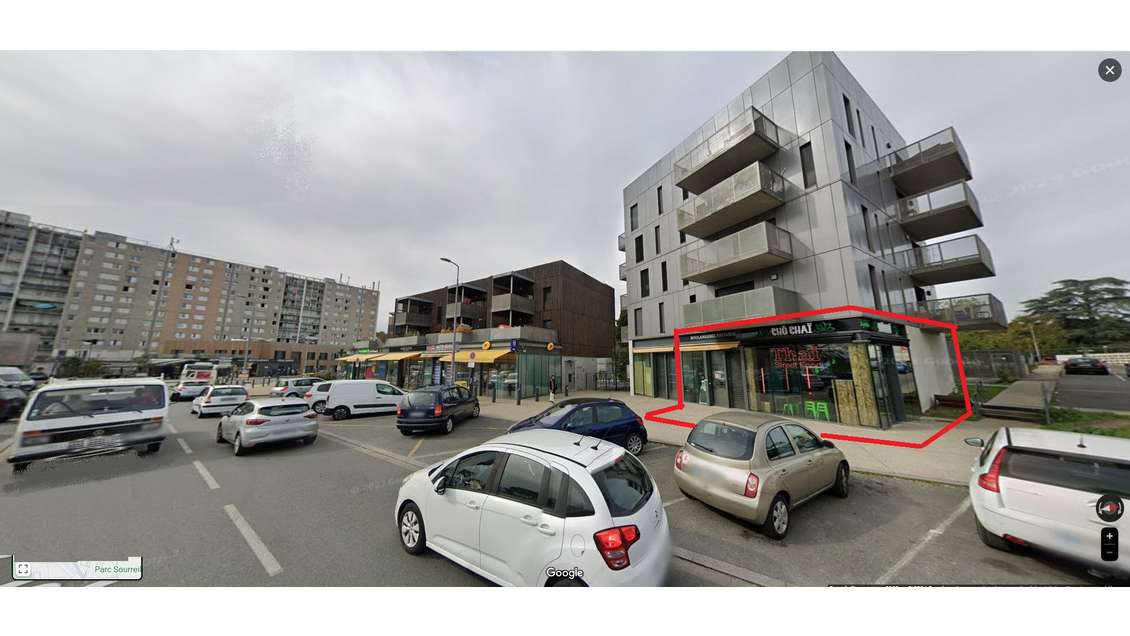 Vente murs local commercial loués à Talence