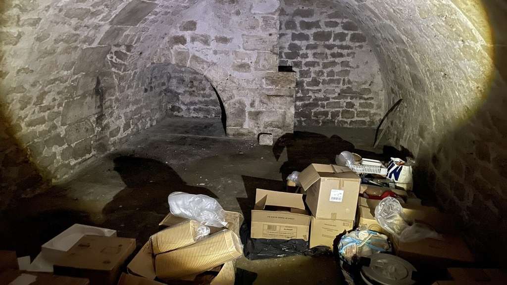 Vend local commercial 84m² à Paris 6 empl Premium