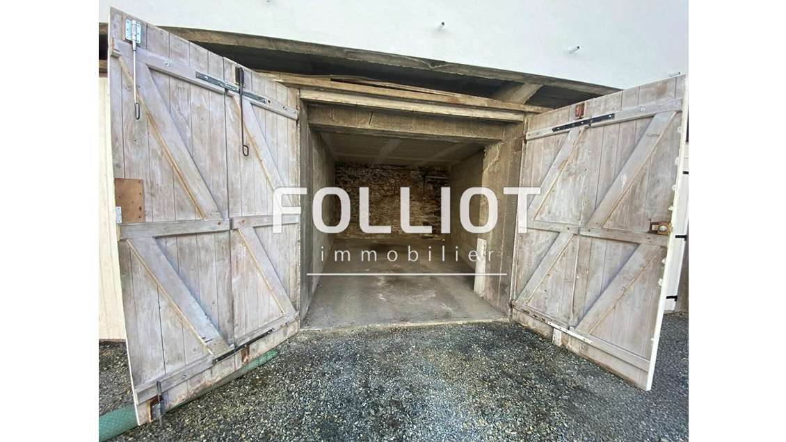 Vente parking box 16m² à Granville Saint-Paul