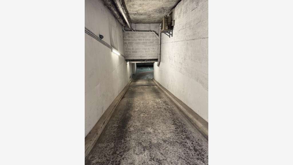 Vente emplacement parking Faubourg St Martin 75010